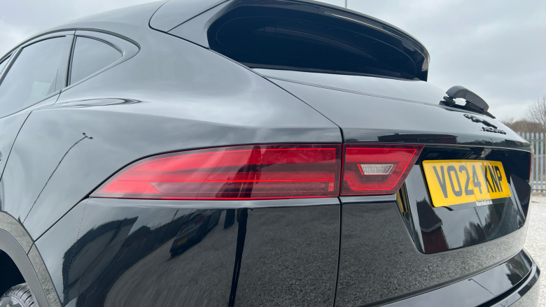 Jaguar E-Pace 2.0 D200 R-Dynamic SE Black 5dr Auto Diesel Estate